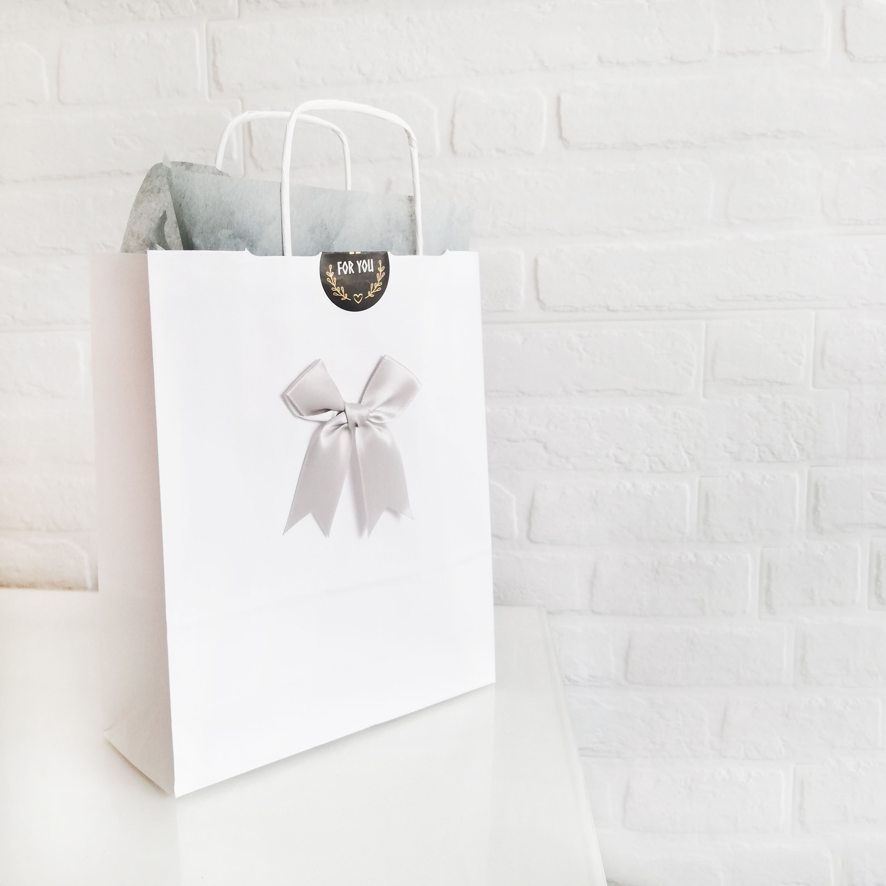 14th Anniversary Gift Ivory Wedding Gifts for Him Her Wife Vase Flower