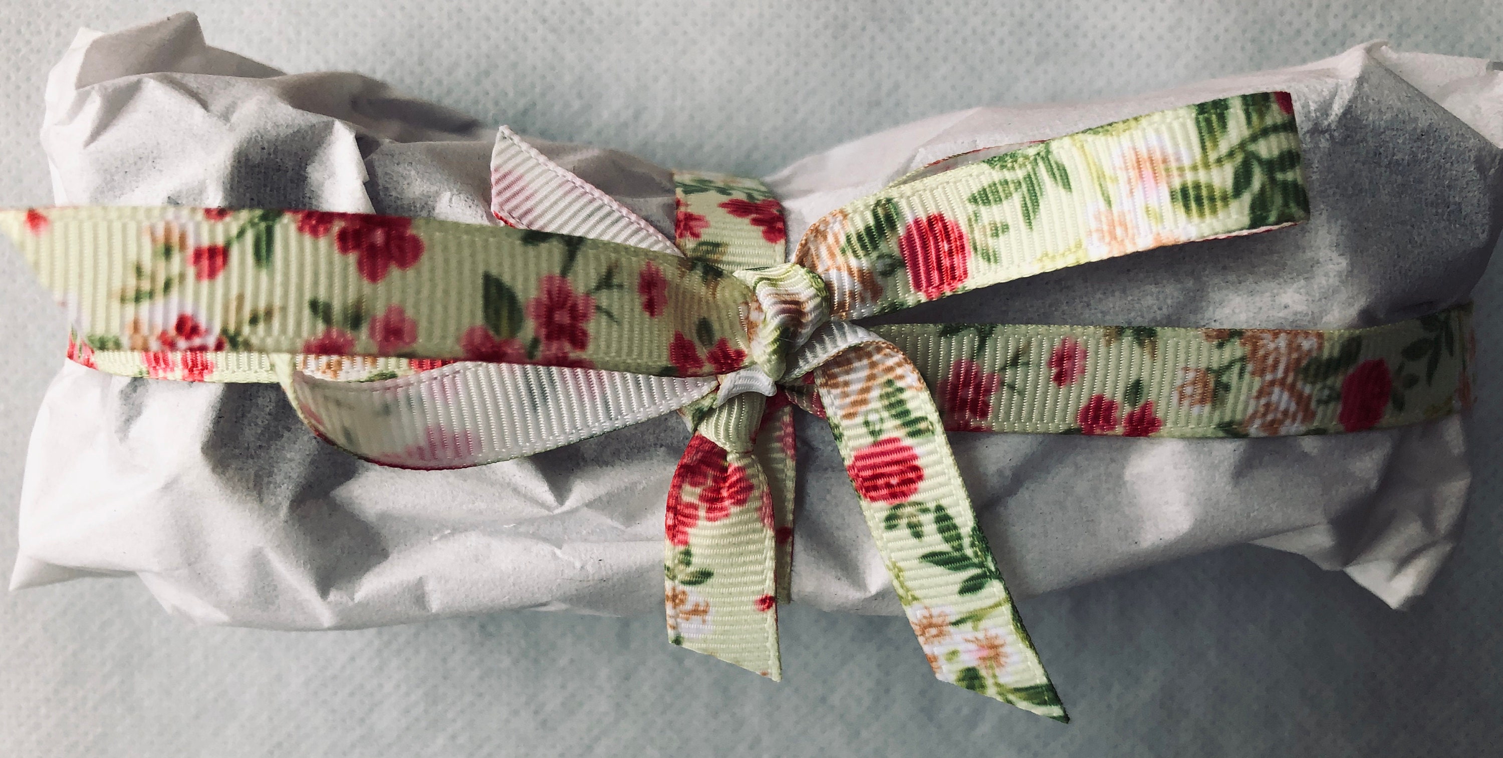 Holiday Ribbons 3/4 Dog Collar | Etsy