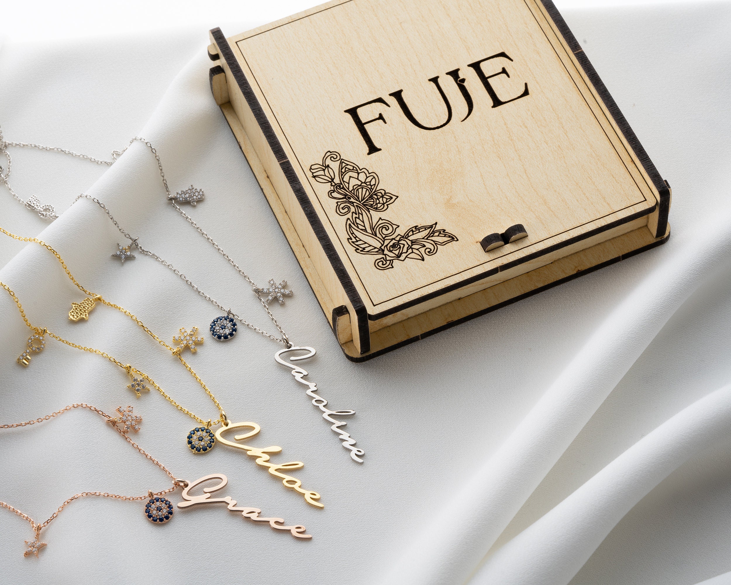 Heart Chandelier Earrings For Women, 925 Silver Handmade Jewelry, Christmas Gift, Minimalist Earring, Best Friend Birthday Gift 22 Heart Chandelier Earrings For Women, 925 Silver Handmade Jewelry, Christmas Gift, Minimalist Earring, Best Friend Birthday Gift -Jewellery Soldes Boutique