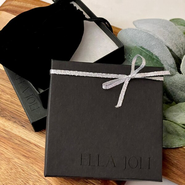 Paw Print Necklace, Gold Name Necklace Personalized, Gift for Dog Lover