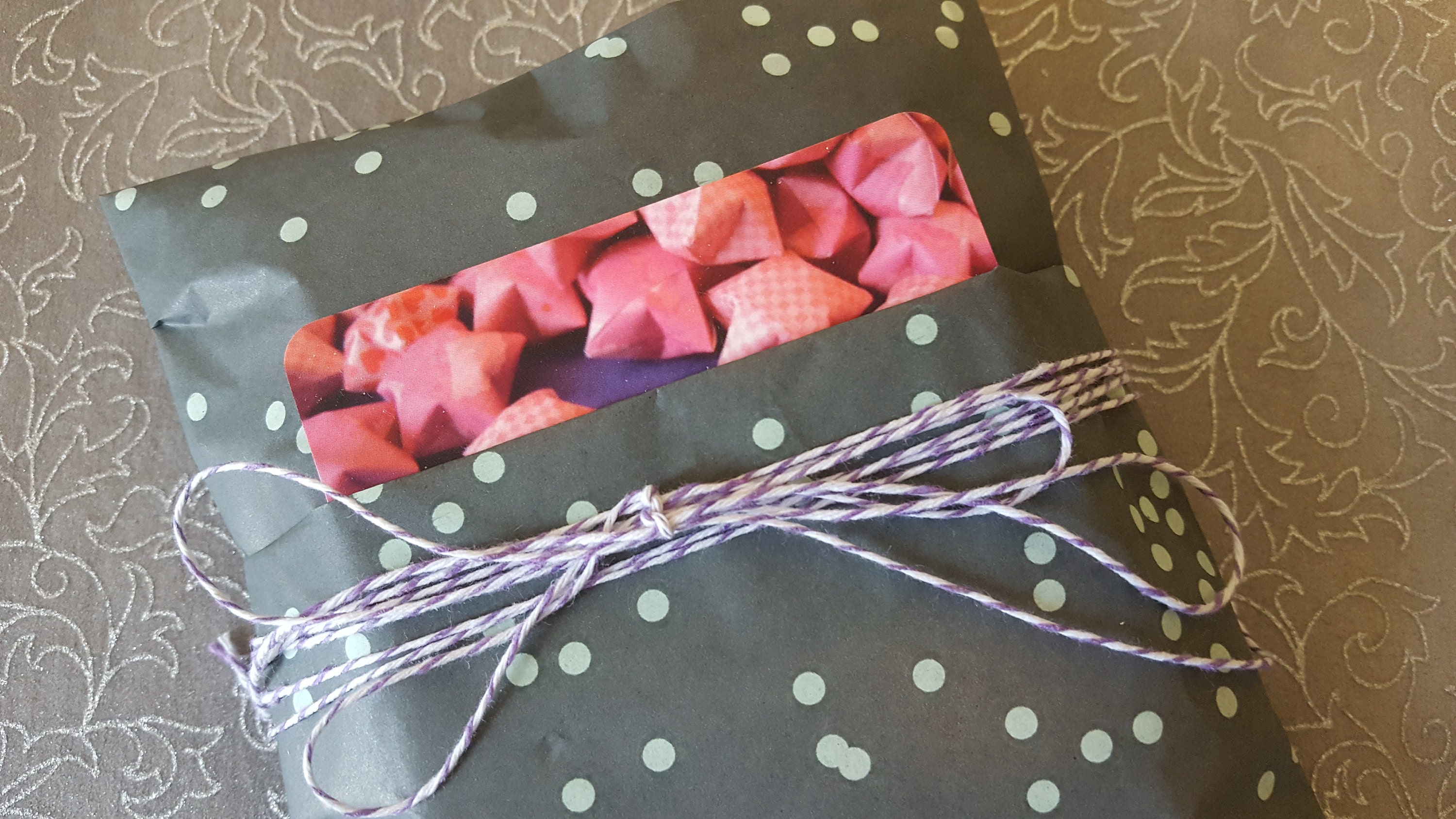 100 Origami Wishing Stars with customizable messages