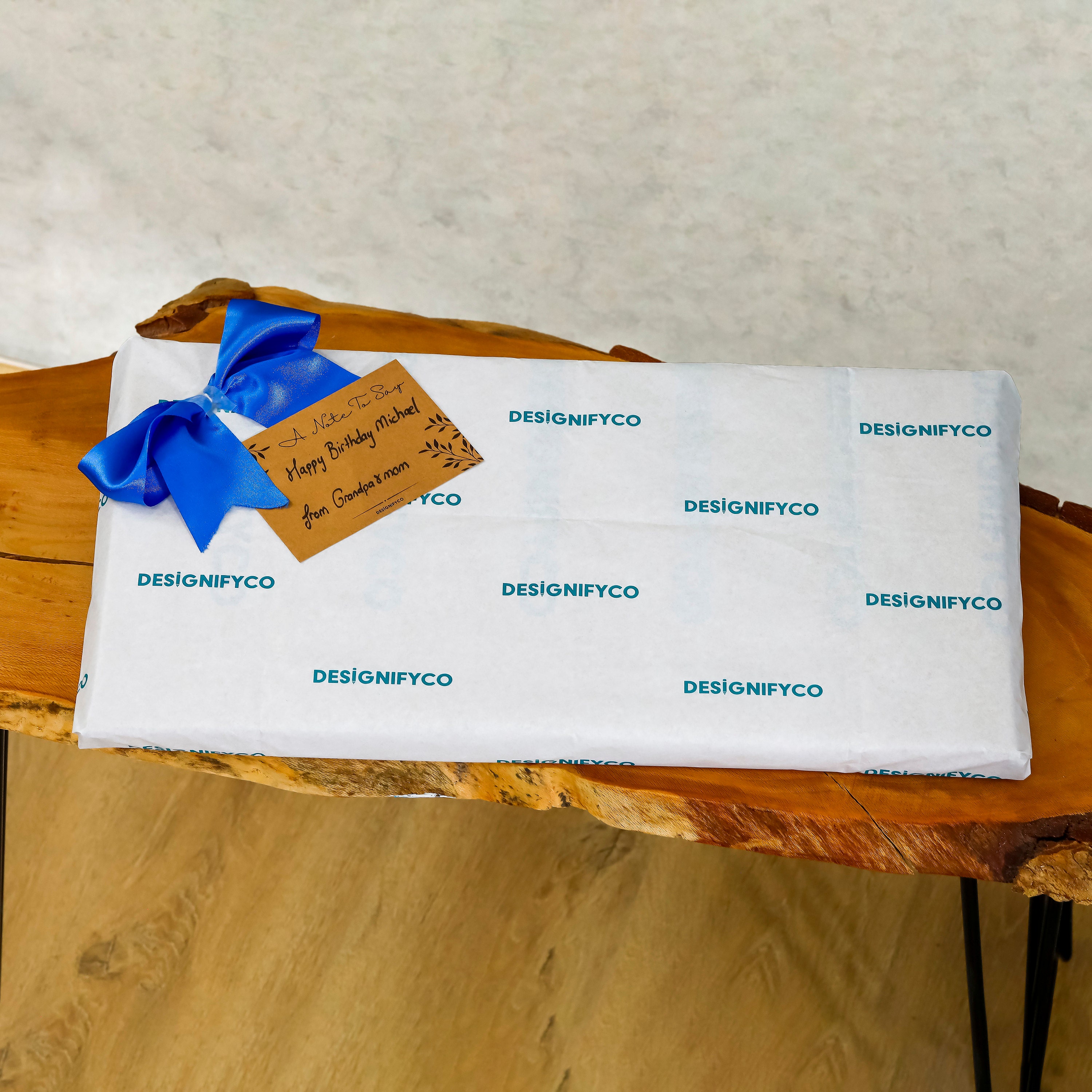 Golf Ball Display Case for 20 Ball , Golf Ball Holder , Golf Gifts for