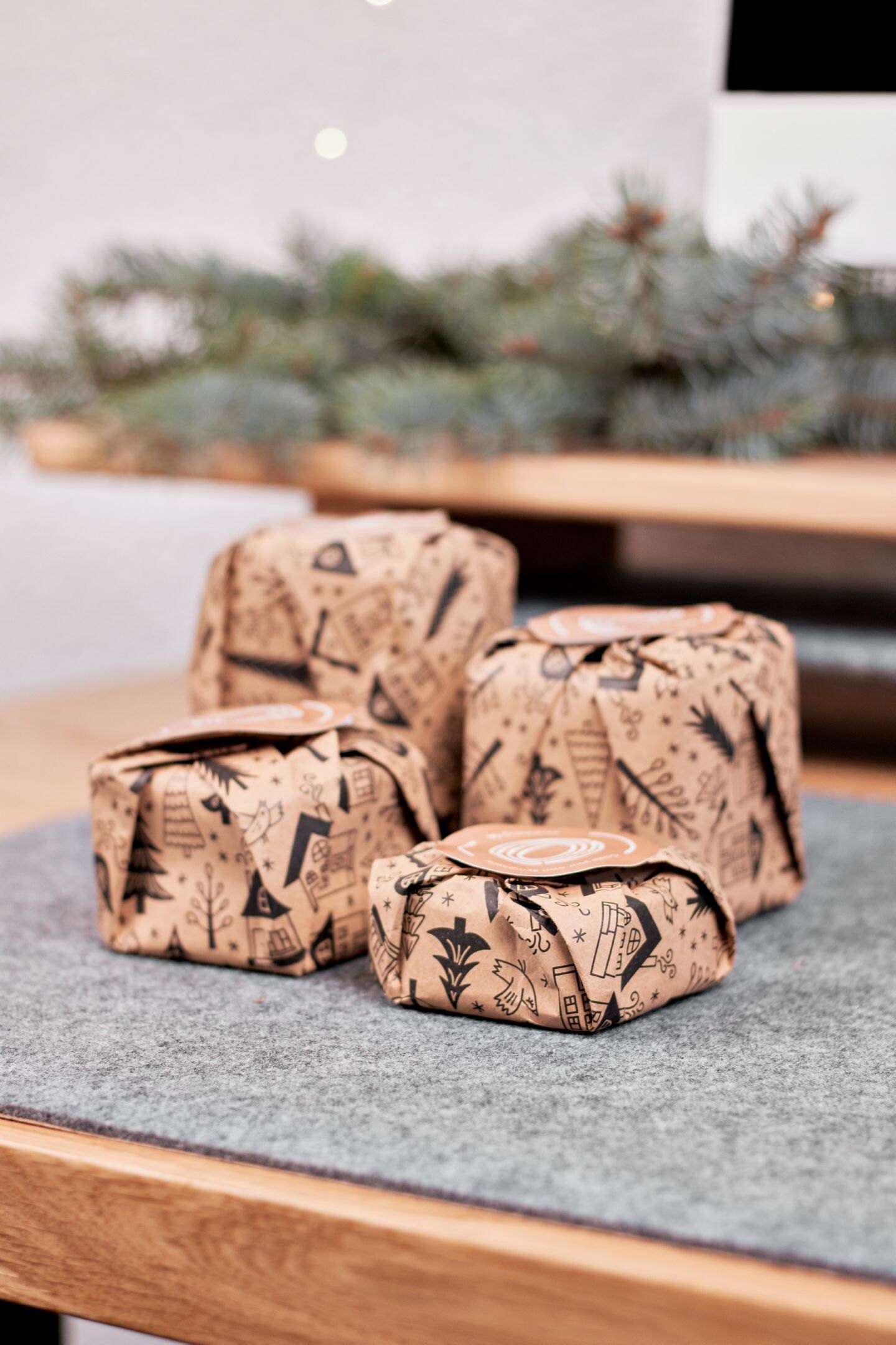 Oak Solid Wood Monitor Holder, Aesthetic Monitor Stand Solo With