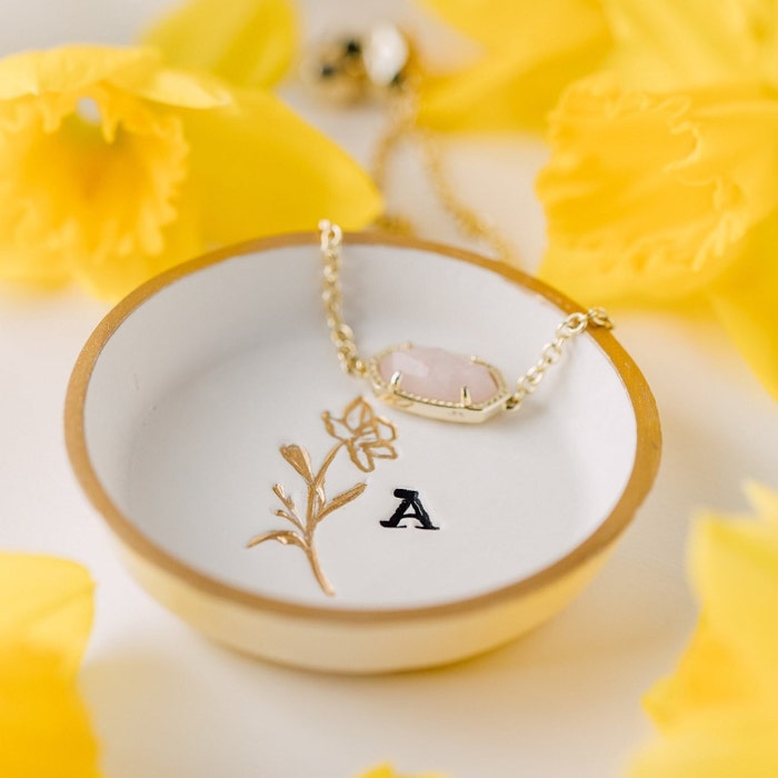 Gifts for Girlfriend: Cute GF Gift Ideas for 2025 - Etsy