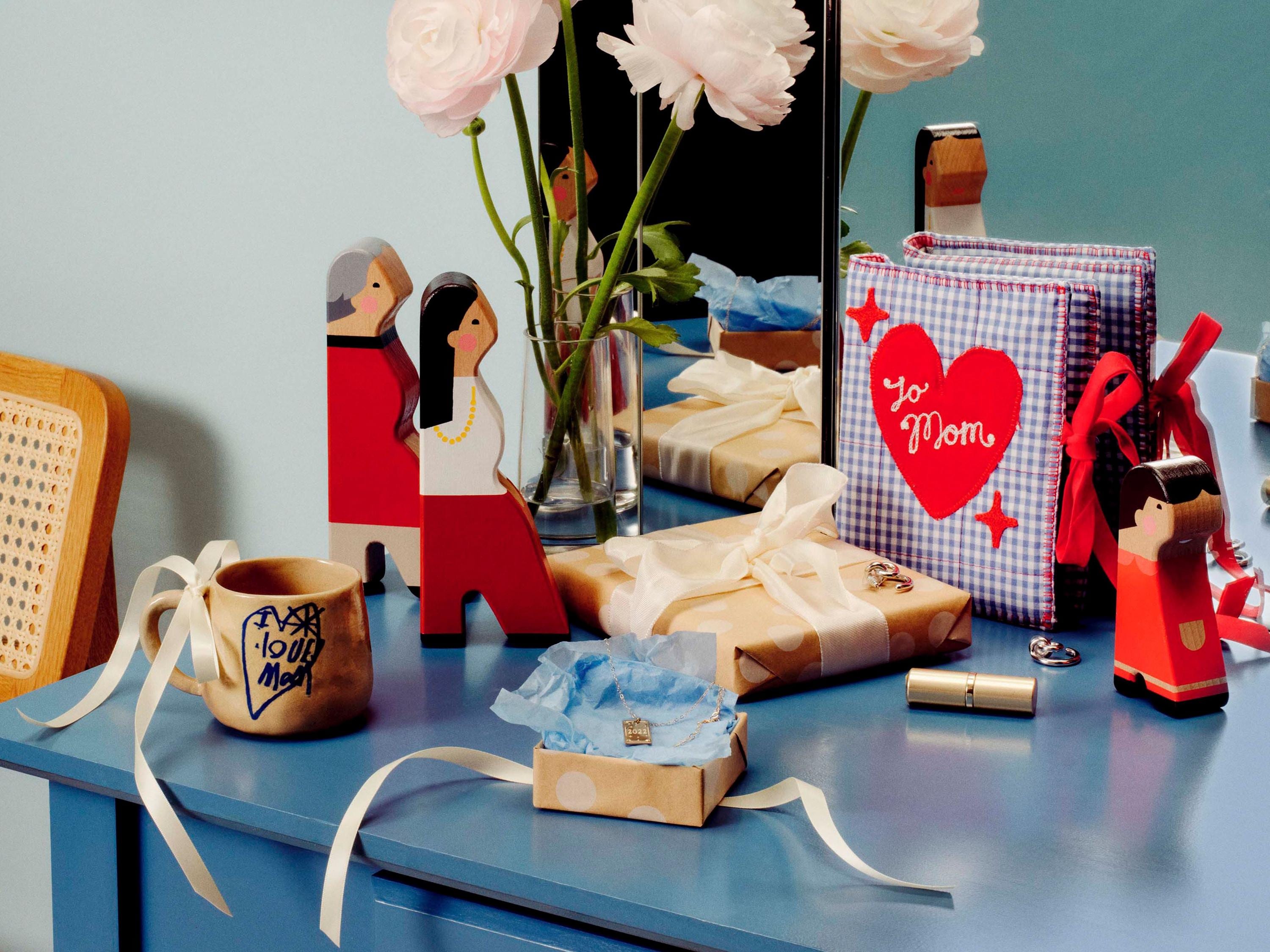 image containing listing Personalized Wooden Family Figurines by Myminifam