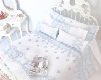 1:12 Scale Dollhouse Bedding Set/Pale Blue Doll Bedding Set/Miniature Bedding/Artisan Dollhouse/Shabby Cottage Chic Dollhouse/Miniatures