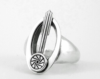 Bajoran Star Trek Ring - Star Trek jewelry, Star Trek Engagement, Sci Fi, Star Wars Geekery, Treekie Ring Alien, Captain Kira Nerys DS9 225
