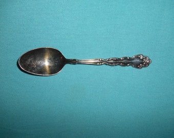 One (1), 6 1/8", Silver Plated, Teaspoon, from Oneida Community, in the 1971 Beethoven Pattern.