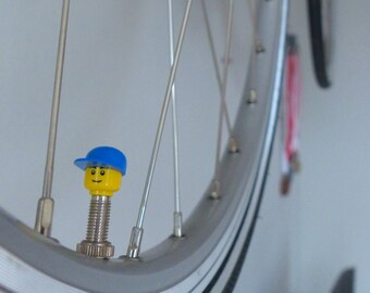 Bike Valvecaps made from LEGO ® character parts; Suitable on Presta/Sclaverandvalve & Dunlop 1x set Blue