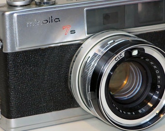 Vintage Minolta Hi-Matic 7s 35mm Film Camera Rokkor - Prop, Display Project Piece (Untested) Made in Japan