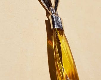 Yellow Zircon Droplet Pendant and 92.5 Sterling Silver Stinning Item