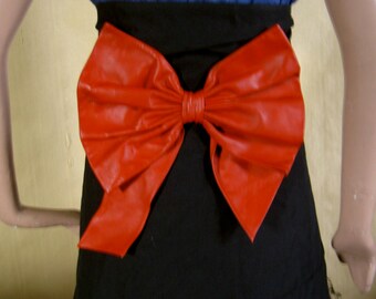 Vintage Red Leather Bow Belt