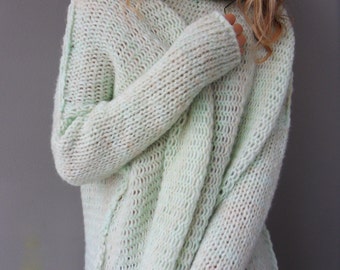 Oversized Chunky knit sweater / tunic. Slouchy / Bulky/ Loose knit women sweater.