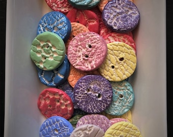 Ceramic Lacy Round Buttons