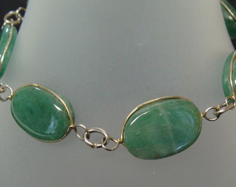 Jadite and silver tone link bracelet