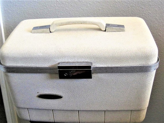 Mid Century Train Case, White Luggage, Travel Display Case, Wedding