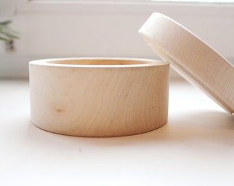 Round unfinished wooden box - with cover - natural, eco friendly - 100 mm diameter
