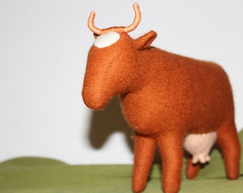 Waldorf Cow //Waldorf Stuffed Cow //Felted Cow //Farm Animal //Waldorf Inspired
