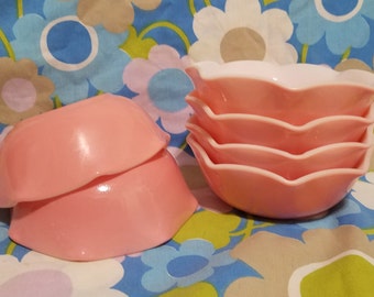 Hazel Atlas pink crinoline bowl