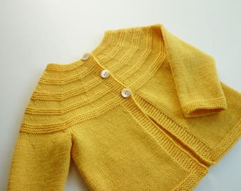 Hand knit baby cardigan / baby cardigan / Merino wool cardigan / baby sweater