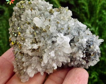 Amazing Quartz with Chalcopyrite, Crystal, Mineral, Natural Crystal