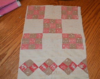 farmhouse, rustic, primitive, country, cottage chic, shabby chic, vintage quilt cutter piece for crafting