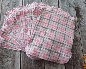 Un-paper towels, Reusable flannel paper towels, ecofriendly kitchen, Zero Waste life, Bubblegum houngstooth
