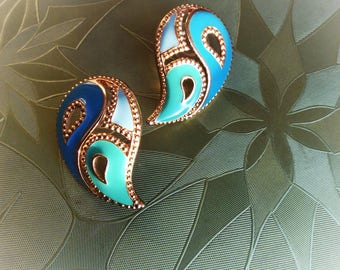 Vintage Avon Paisley Earrings
