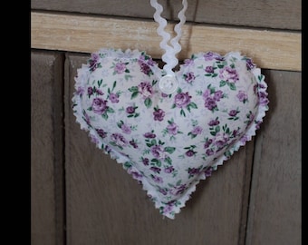 Heart hanging shabby Pink/Purple floral fabric