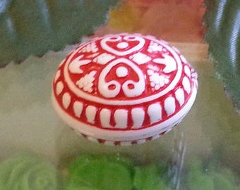 10 acrylic in antique, oval, red, beads about 25 mm long, 20 mm wide, 17 mm thick, hole: 2 mm