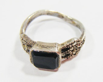Vintage Silver 925 RIng w/ Black Stone Size 6.5