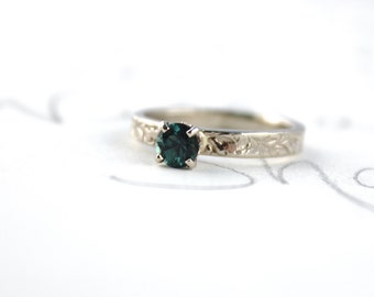 Montana sapphire engagement ring . unique gold engagement ring . alternative engagement ring . ready to ship engagement ring . size 5.5