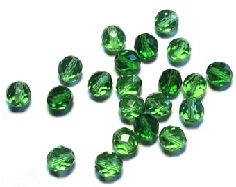 21 Green Beads, Green Glass Beads, Czech Green Glass Beads, Bright Green Glass, Round Faceted Glass Beads, Bright Green Czech Glass Beads