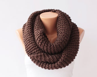 Chunky crochet knitting scarf, infinity loop crochet scarf , chunky crochet scarf ,infinity scarf, infinity chunky , crochet cowl chunky