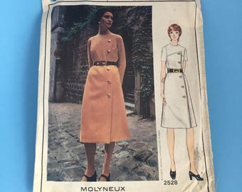 1970er Jahre Vintage Vogue Schnittmuster Kleid 2528