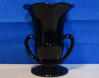 012518 02 L. E. Smith Black Amethyst Fluted Love Cup