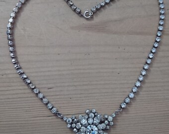 Vintage rhinestone necklace