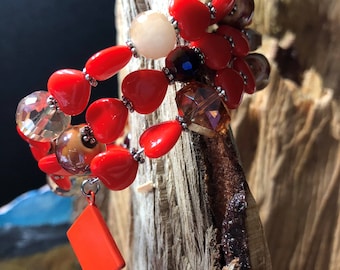 Bright Orange Heart Bracelet, Geometric Bracelet, Beaded Bracelet, Memory Wire Bracelet, Neon Bracelet, Gift for her