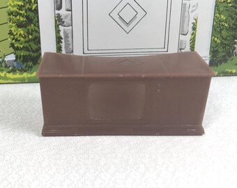 WOLVERINE CONSOLE TELEVISION, Soft Plastic, 1960's, 1/2" Scale, Vintage Tin Dollhouse Furniture