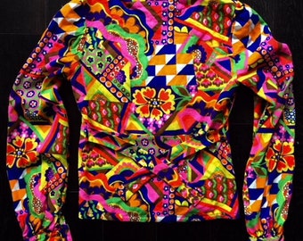 70's Psychedelic Button Up with Slightly Puffy Shoulders