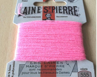 St. Pierre 555 Laurel yarn pink