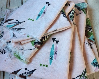 vintage atomic barkcloth,10 pieces,vintage textile,fish,pale pink,remnants,cotton bark cloth,retro barkcloth,bag making,pillow making