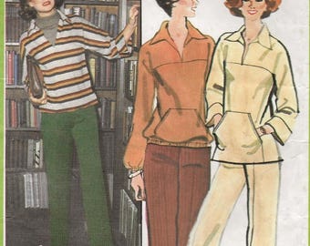 A Kimono Sleeve Top w/Pocket, Hem & Sleeve Variations, and Wide Leg Pants Pattern for Women: Unused - Size 16 Bust 38 • Simplicity 8243