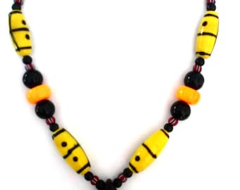 African Necklace with bead in wood