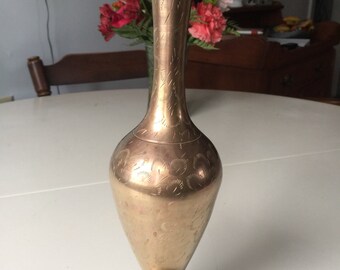 Brass Vase, Beautiful Design!