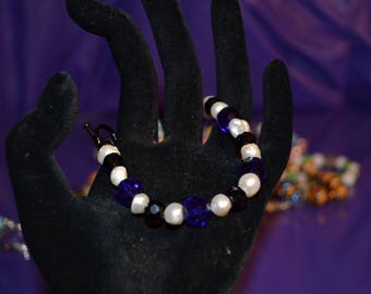 8 1/2 inch clasp bracelet