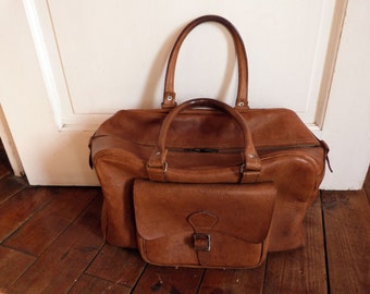Antique leather weekender bag bowling bag purse camel brown handbag luggage travel bag case French traveling bag, traveler bag overnight bag