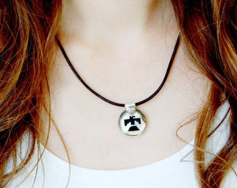 Thunderbird with necklace