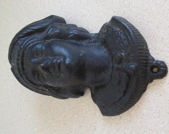 Vintage Match Holder/Bust of a Pilgram