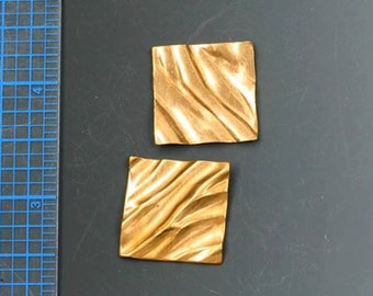 Copper square charm. Copper textured 7/8" square. Vintage stamping. Sold per pair. Beadwork, Jewelry making, Jewelry supply.